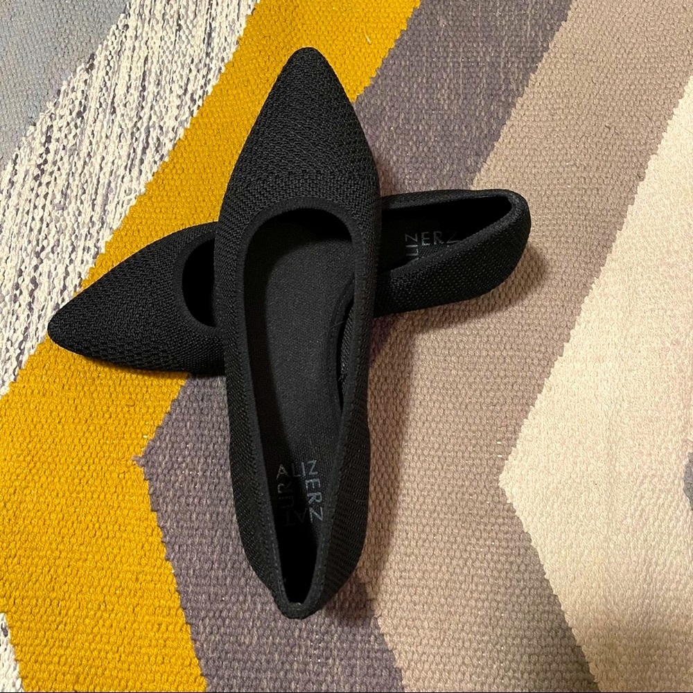 🖤 NATURALIZER BLACK FLATS 🖤